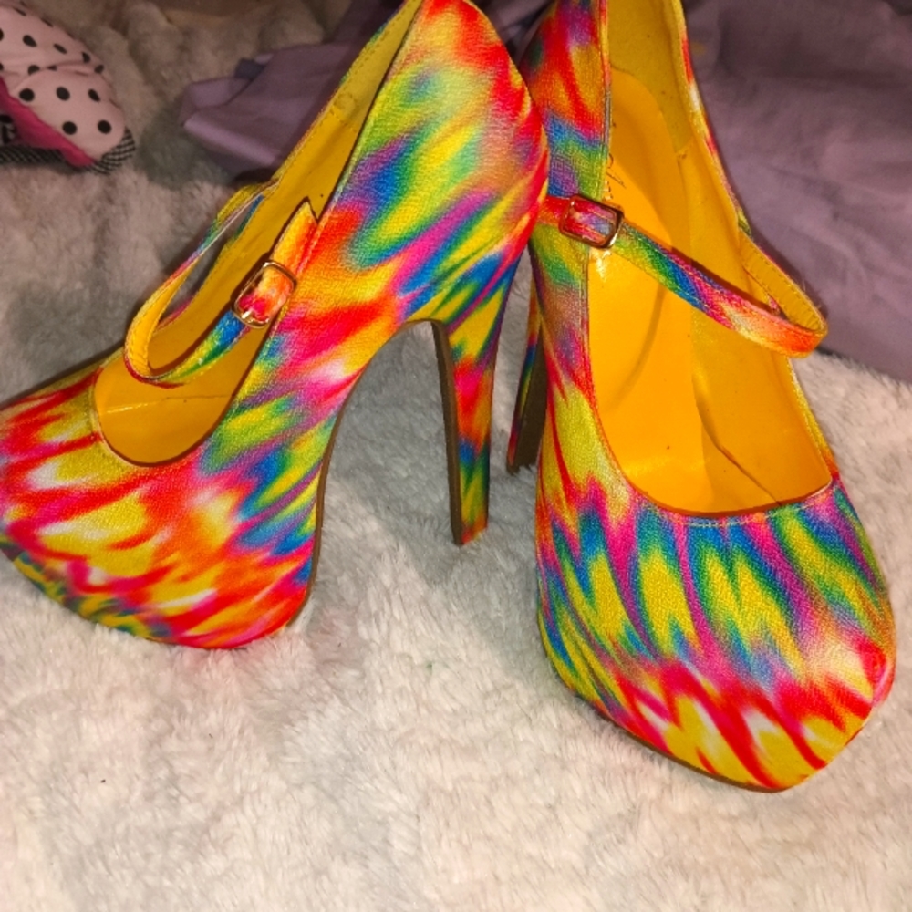 NIB Ami Club wear Salome 36 Fuschia Multicolor Stiletto Ultra High Heels, Size 6